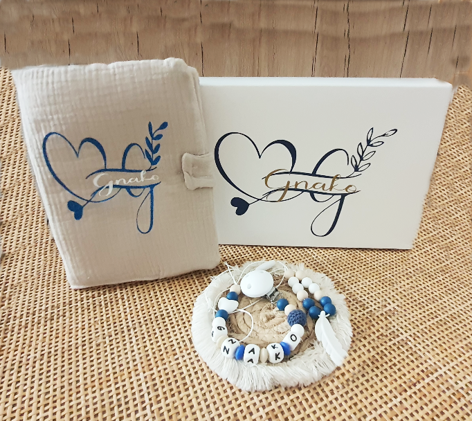 Coffret cadeau naissance personnalisé garçon avec boîte cadeau